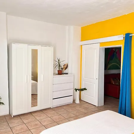 Little Mexico Apartment Sardina